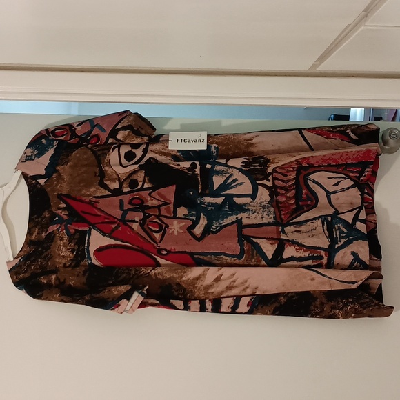 Women's dress - Picture 1 of 2